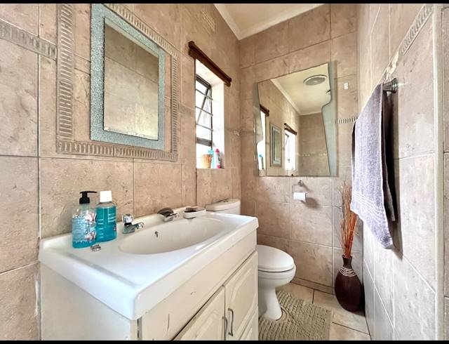 4 BEDROOM HOUSE FOR SALE IN RIDGEWAY